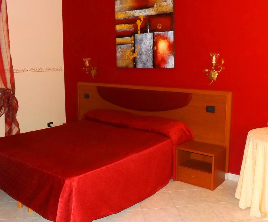 Bed & Breakfast La Villetta Botricello Δωμάτιο φωτογραφία